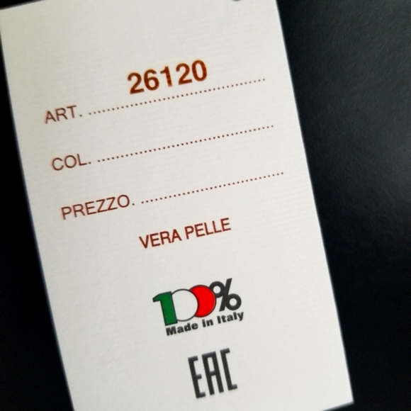 SOLD! NWT VALENTINO ORLANDI Black Leather Quilted Front Satchel Crossbody bag - Picture 13 of 15